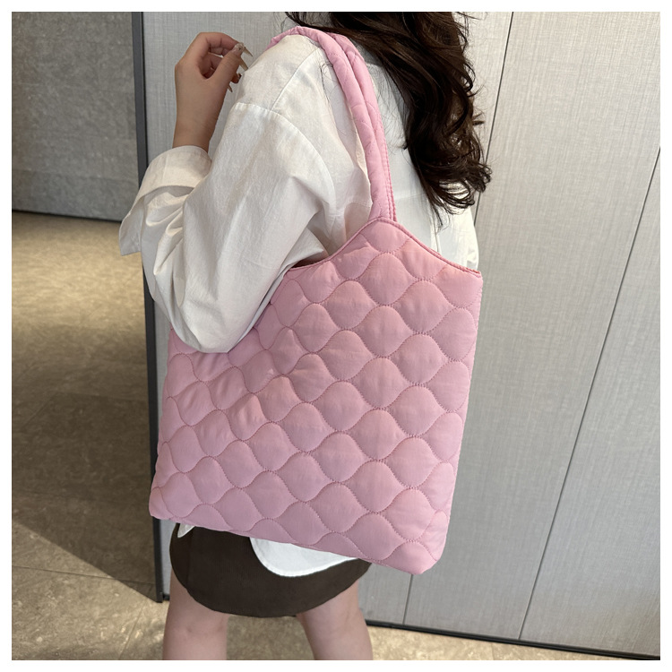 https://fulmo-img-server.com/kurobag/777a9f6b-834f-4ef7-9eda-c35b8daa9ad8.jpg