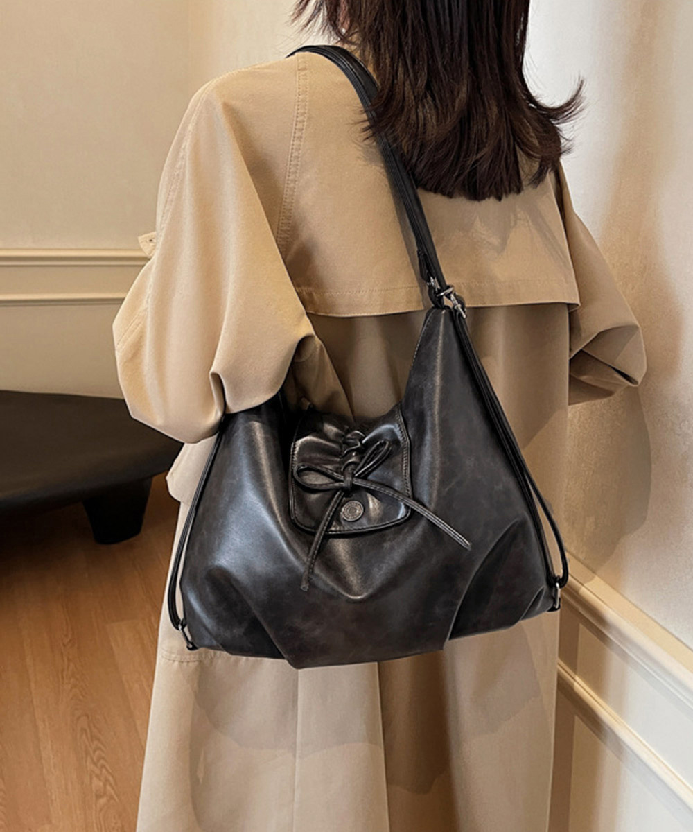黒 バッグ リボン付き合皮ショルダーバッグ2way仕様
