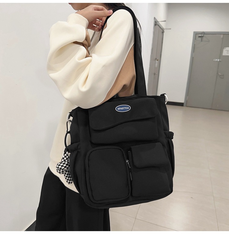 https://fulmo-img-server.com/kurobag/8c711844-a0e1-454d-9492-216796903958.jpg
