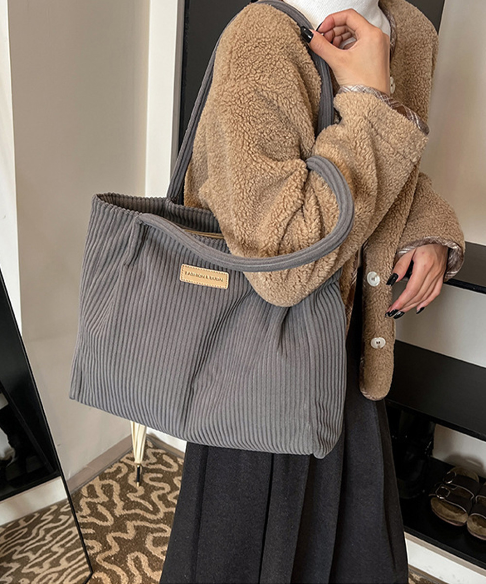 黒 バッグ コーデュロイ トートバッグ 黒 レディース 大容量