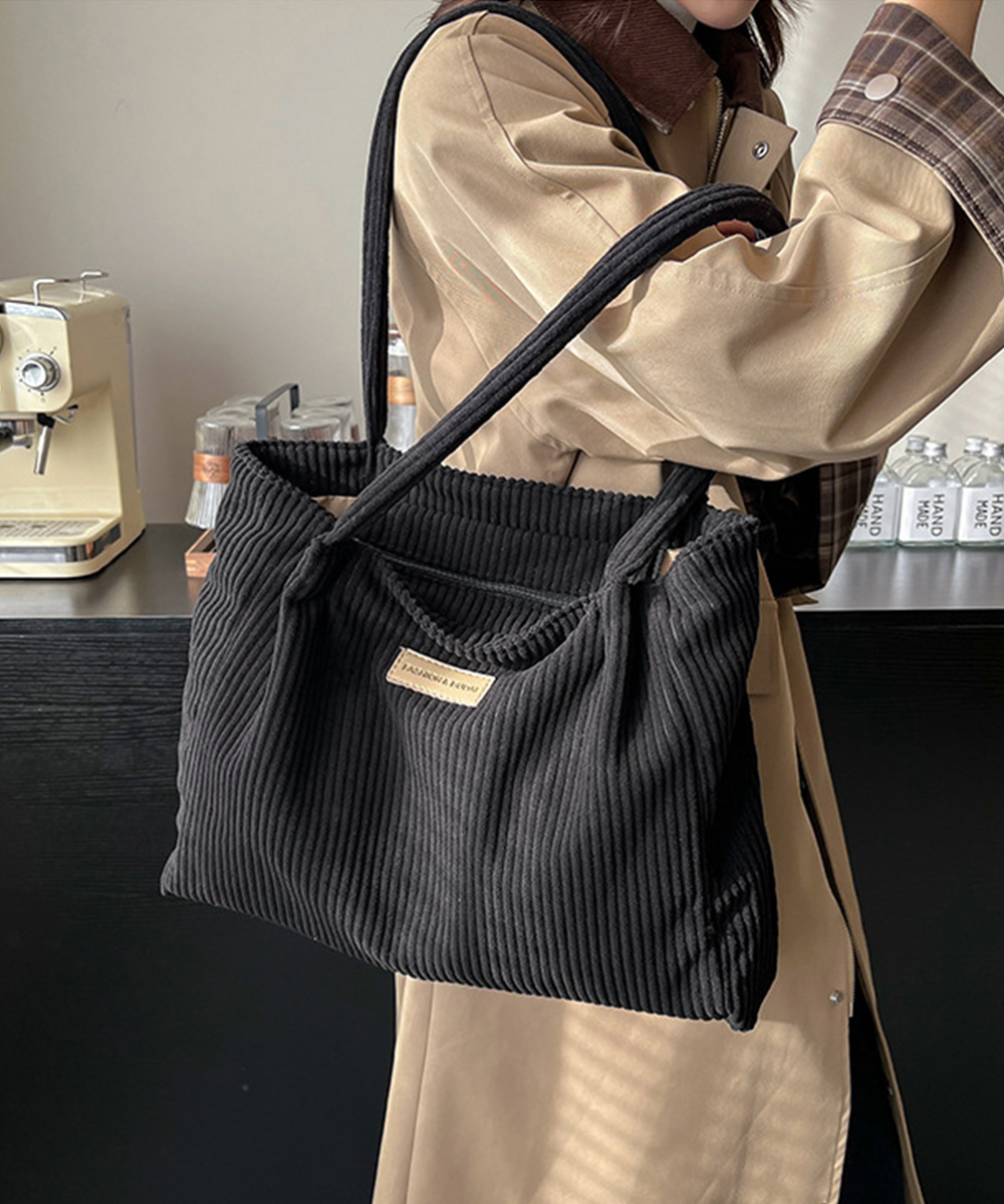 黒 バッグ コーデュロイ トートバッグ 黒 レディース 大容量