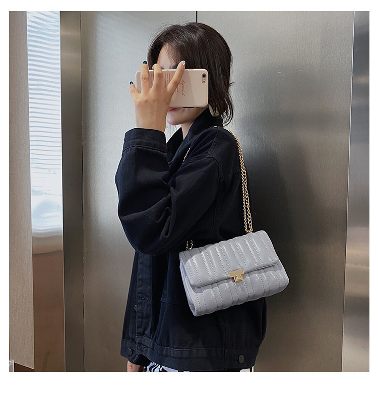 https://fulmo-img-server.com/kurobag/967796a4-4659-4cf9-9ce0-2a6d069586dc.jpg