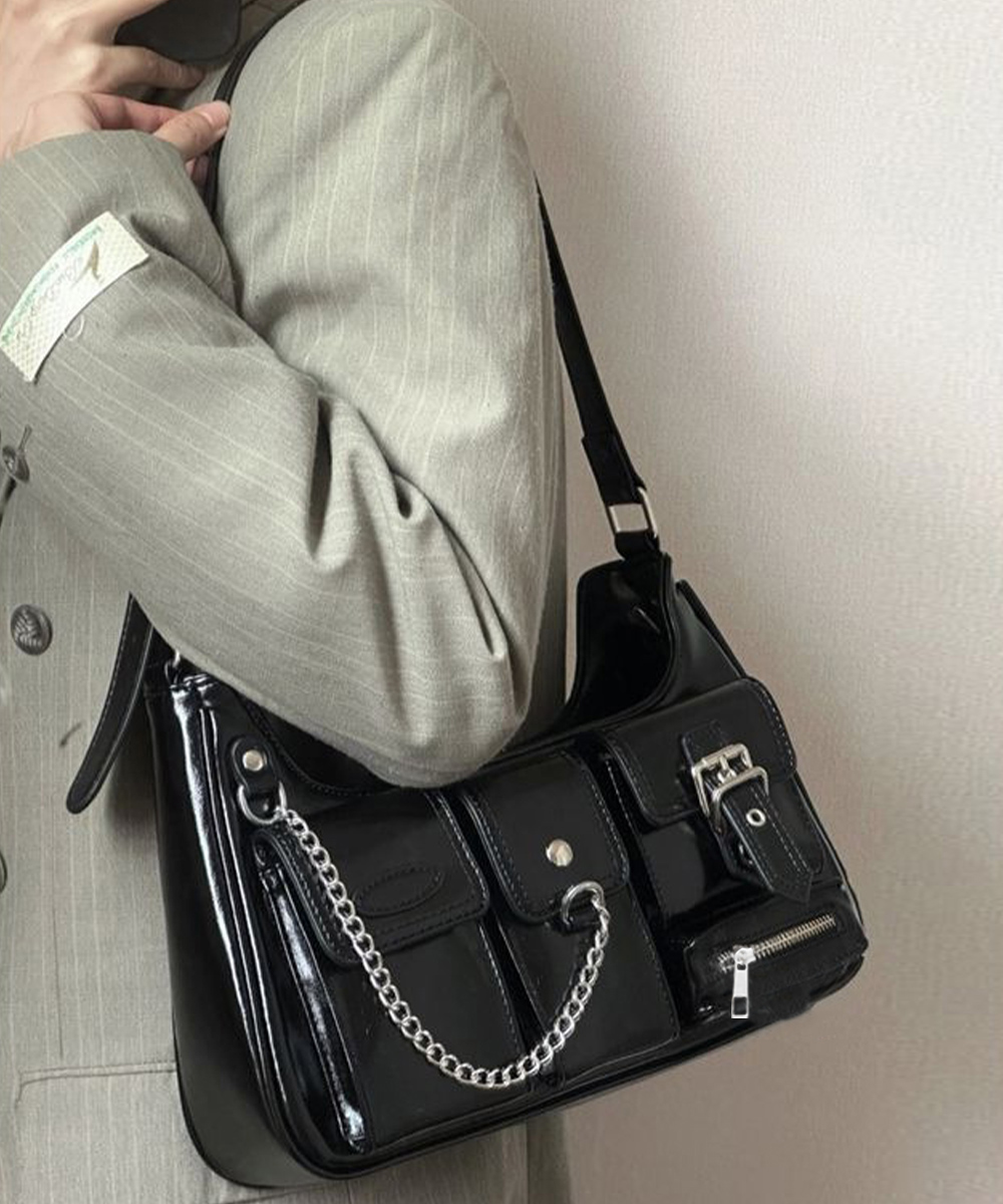 https://fulmo-img-server.com/kurobag/994ba2f1-0b0c-4f61-a036-5c5382d58b4c.jpg