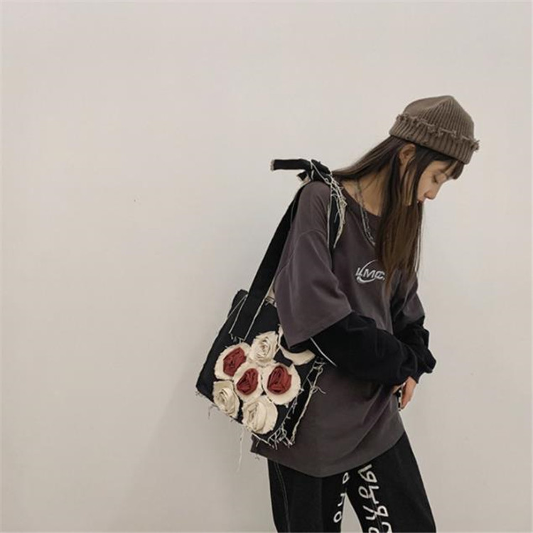 https://fulmo-img-server.com/kurobag/9ab59921-4cf7-4ae6-8a35-631da2cf5b1a.jpg