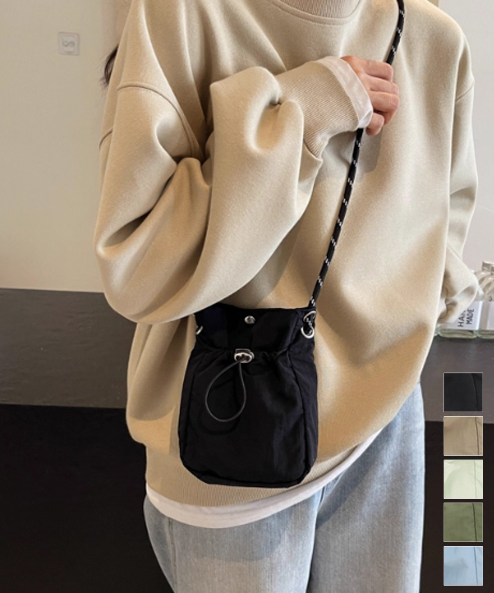 黒 バッグ 軽量ミニショルダーバッグ 黒 斜め掛け レディース