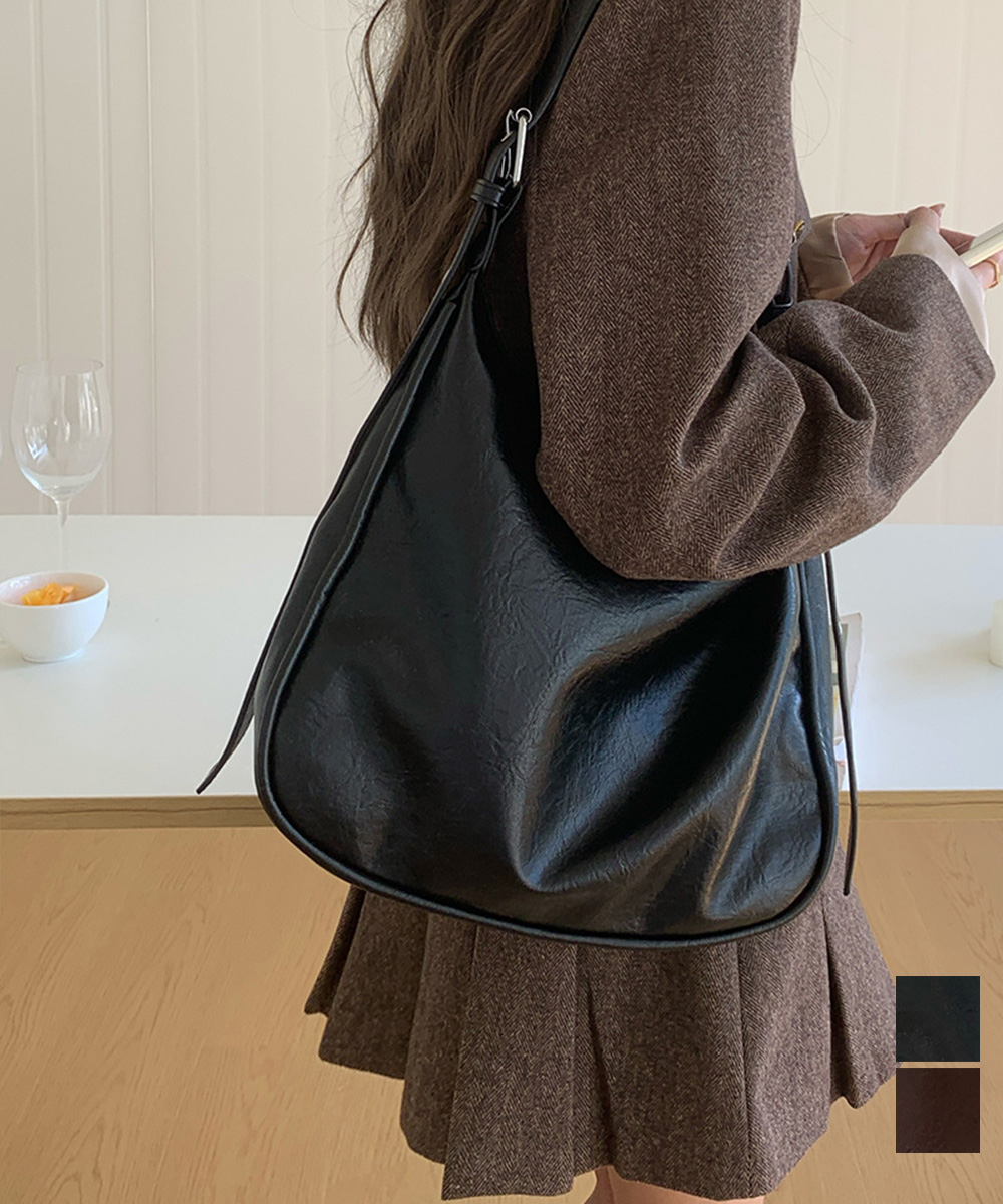 https://fulmo-img-server.com/kurobag/a11c0dcc-cf09-408c-85ea-70c80b0716a8.jpg
