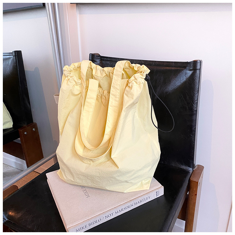 https://fulmo-img-server.com/kurobag/a66176b8-e582-4ef2-8d52-5be08a5ef414.jpg