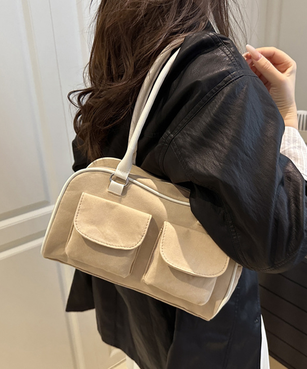 黒 バッグ 黒ハンドバッグ スエード調 ショルダー 二つ折りポケット付き