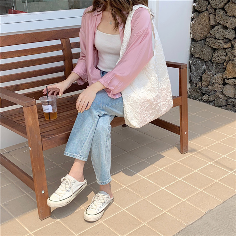 https://fulmo-img-server.com/kurobag/af165d2b-055d-4eb7-927e-4479bea572fb.jpg