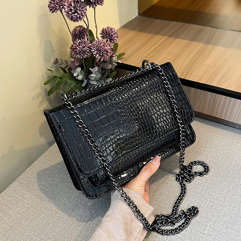 黒 バッグ 二〇二四年新作レディースクロコ調黒バッグ