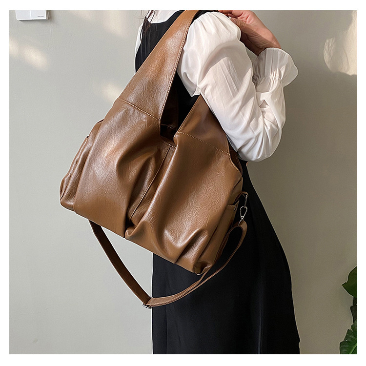 黒 バッグ 合成皮革ソフトボストンバッグ