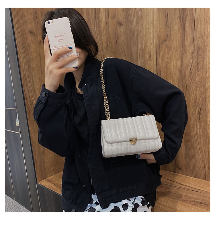 https://fulmo-img-server.com/kurobag/e4c659a4-3096-496e-8ae5-152f4995cc8d.jpg