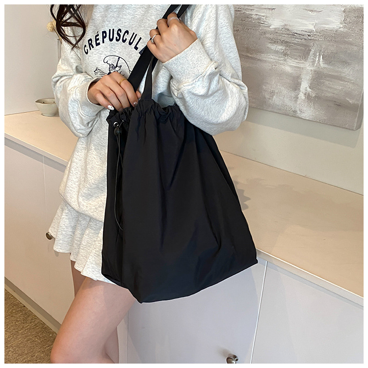 https://fulmo-img-server.com/kurobag/e8af6b21-8b9b-4b03-96b6-31fa6a6ae0d3.jpg