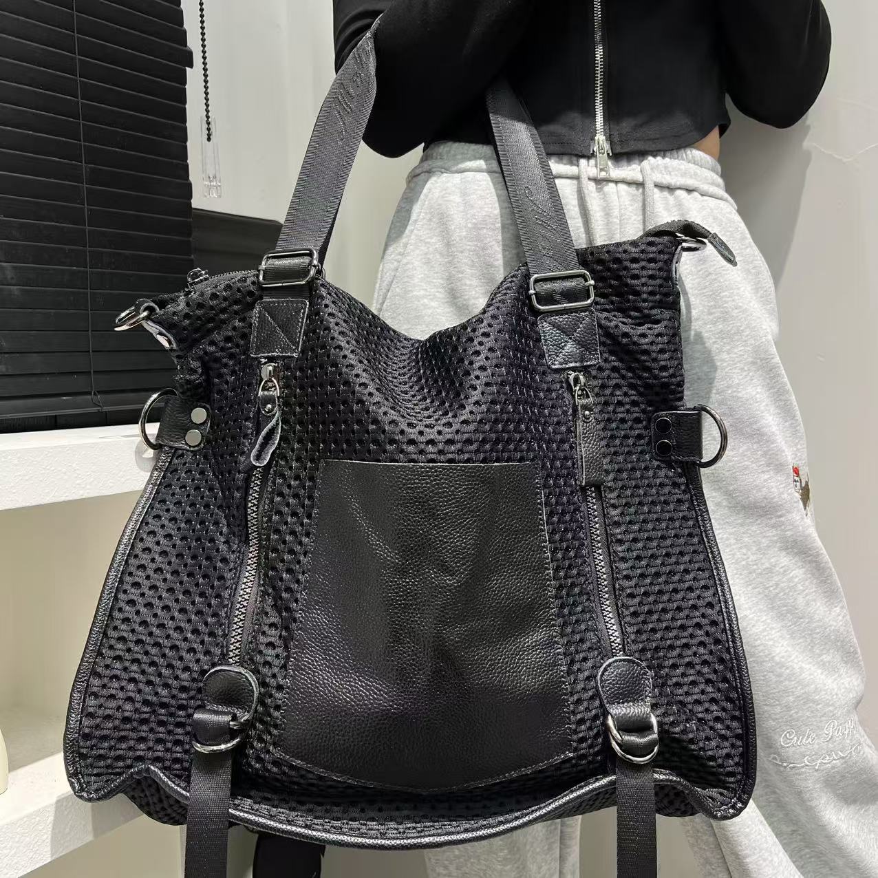 https://fulmo-img-server.com/kurove/0b7cb37d-0ae9-4a44-9662-bad3176337f6.jpg