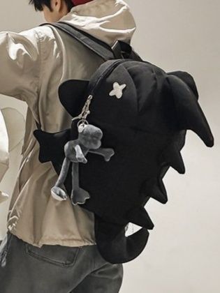 黒バッグ 恐竜モチーフ立体デザインリュック型ショルダーバッグ