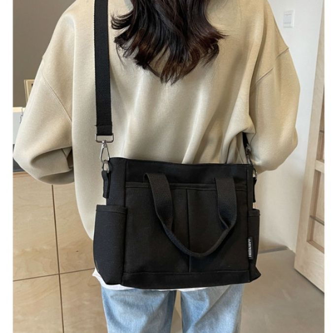 黒バッグ 多ポケット付き帆布ショルダートートバッグ