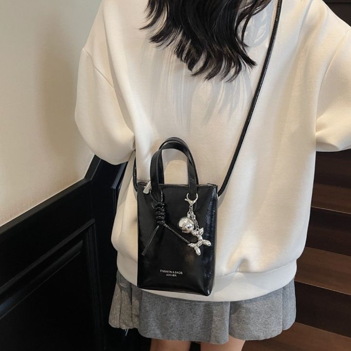 https://fulmo-img-server.com/kurove/1788317690554_ymwlsozo_nzwk4kvj.jpeg