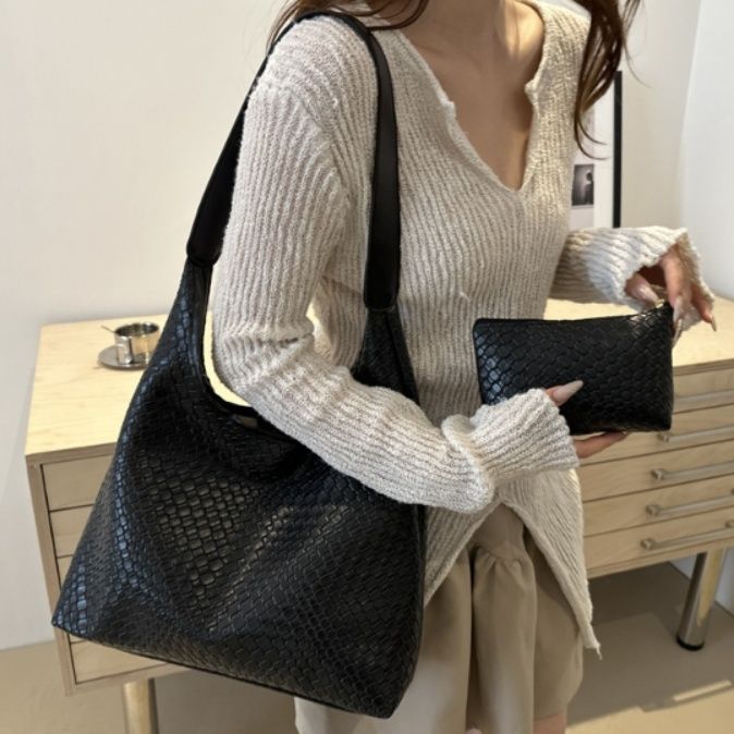 https://fulmo-img-server.com/kurove/1788834390116_mvuu2zev_l0zn307t.jpeg