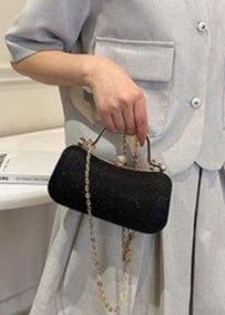 煌めくラインストーン装飾チェーンショルダー兼ハンド黒バッグ