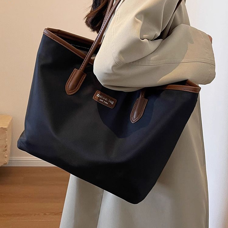 https://fulmo-img-server.com/kurove/18c448f1-89e2-4c62-88c6-d57a928084d6.jpg