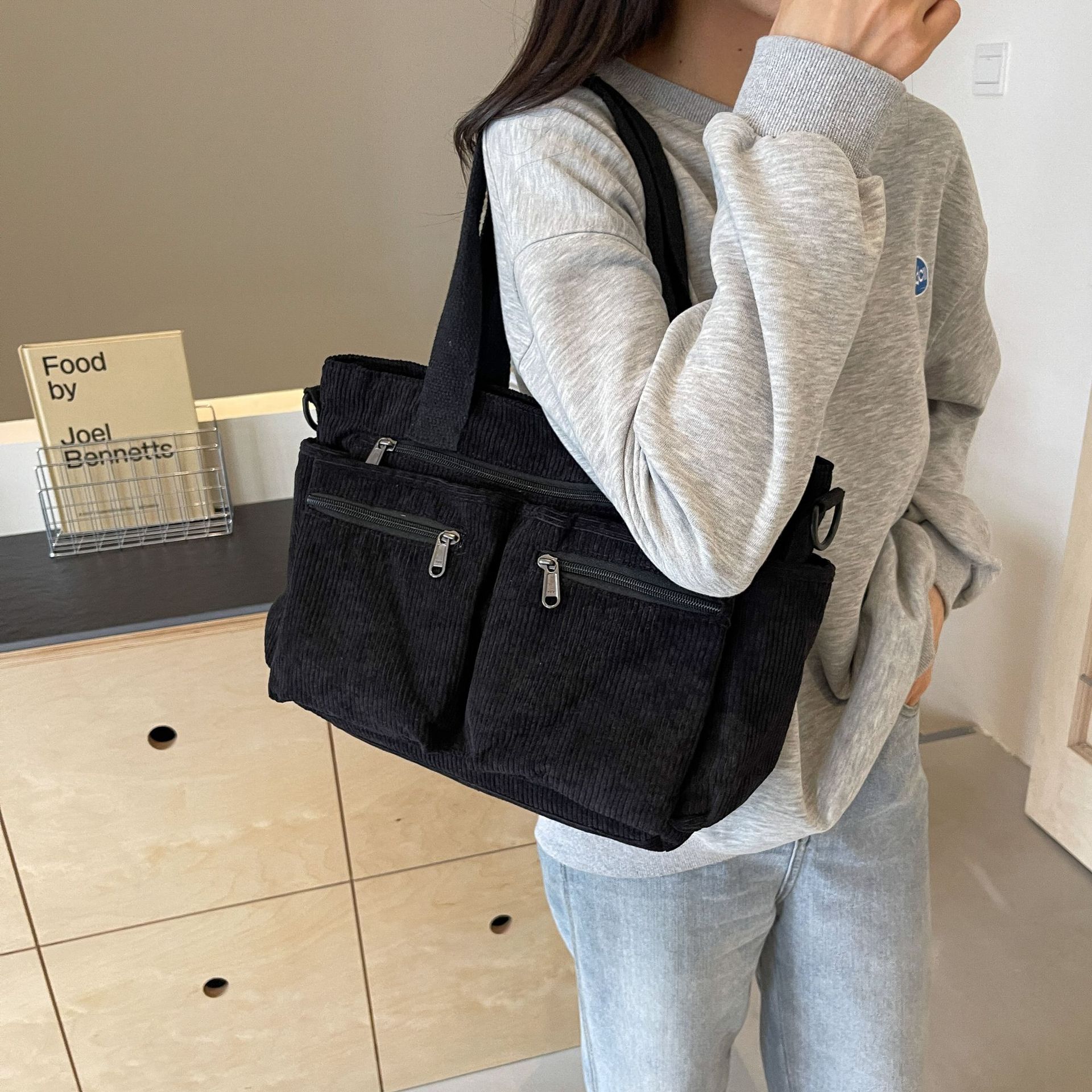 https://fulmo-img-server.com/kurove/3edba9b8-8a26-4bda-a0e1-6adcfaa47f4d.jpg