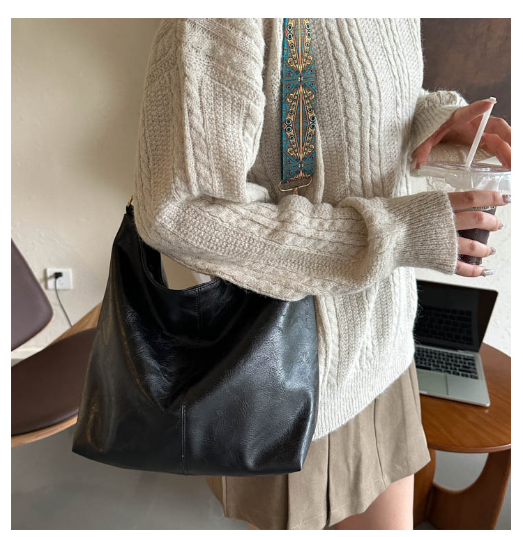 https://fulmo-img-server.com/kurove/48582a31-8664-4d1a-a91b-2d3046a62da5.jpg