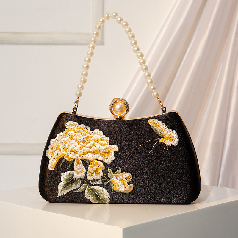 黒バッグ 牡丹刺繍パールハンドル口金クラッチバッグ