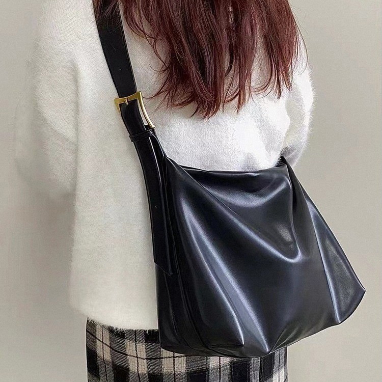 https://fulmo-img-server.com/kurove/8cf69518-c8f5-49b2-9241-a3c1f6ddda7b.jpg