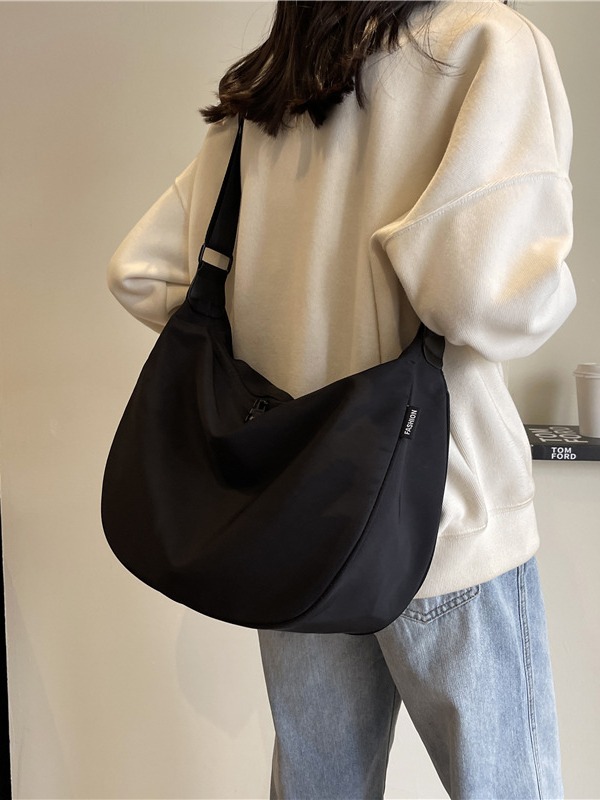 https://fulmo-img-server.com/kurove/a893caf7-3517-4a8d-874f-77906893ca61.jpg