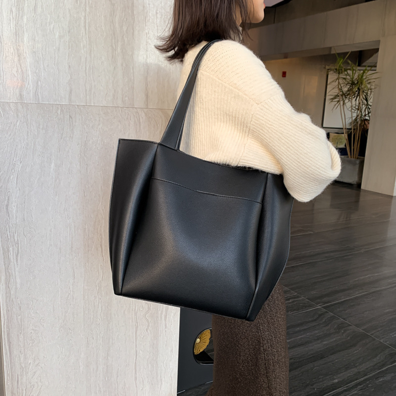 https://fulmo-img-server.com/kurove/d13951ba-c601-4ee5-beb1-c29e79b33ea6.jpg