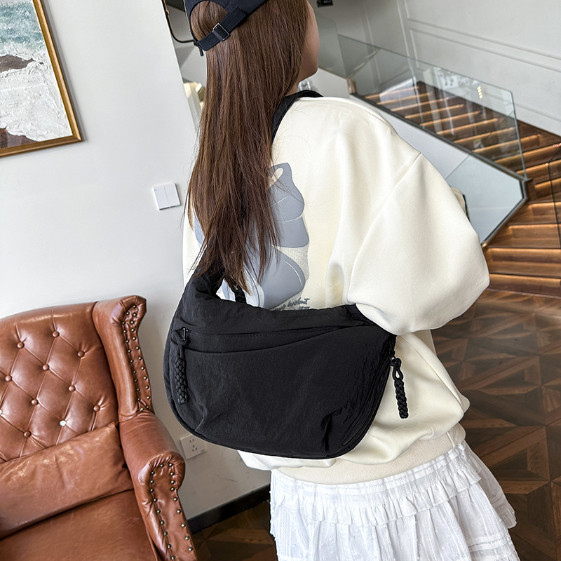 https://fulmo-img-server.com/kurove/d6436aa9-6cbe-4fd4-b1e0-6460e65d74ec.jpg