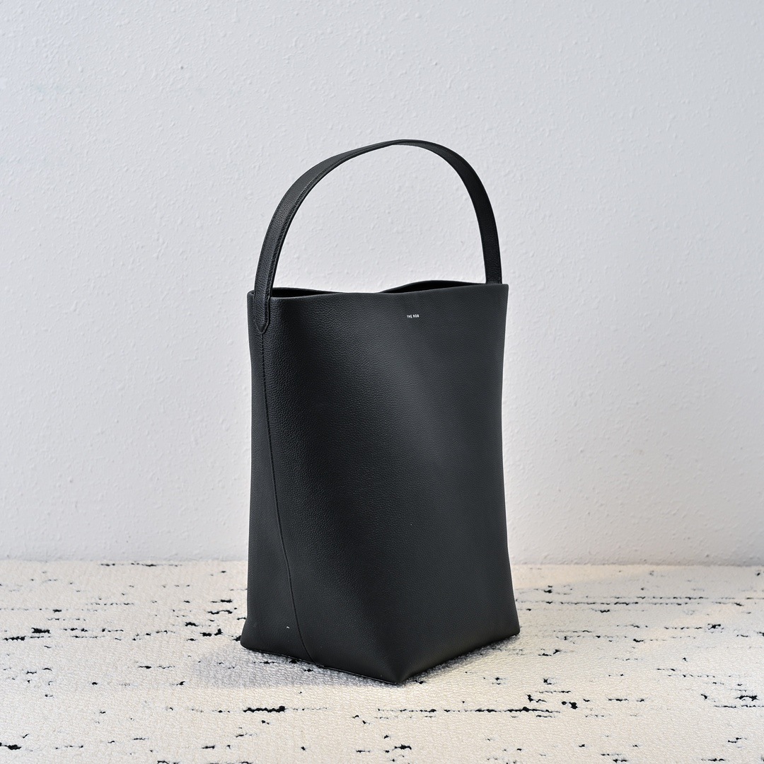https://fulmo-img-server.com/kurove/f8891012-4bd0-4f80-b1bb-d8c7343e5ad5.jpg