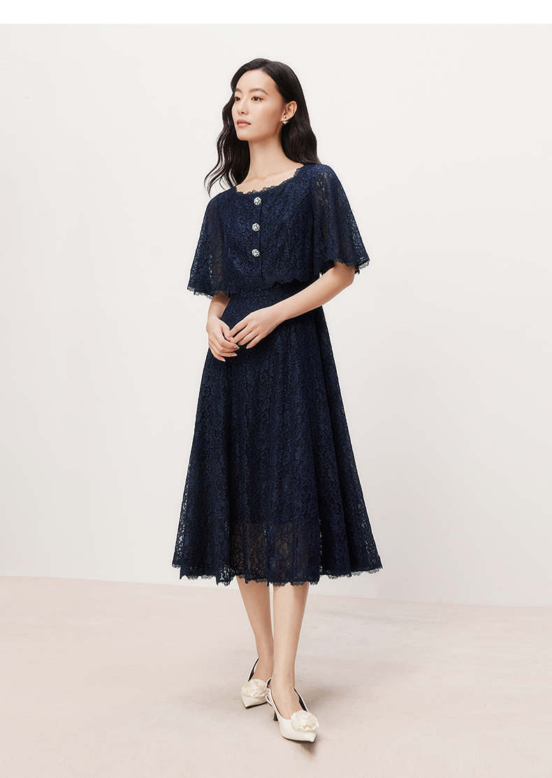 レース 服 優美なフレア袖レースワンピース
