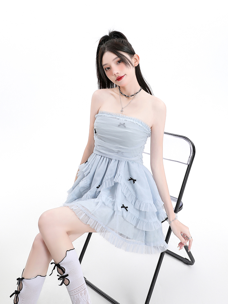 レース 服 フリルティアード ベアトップワンピース