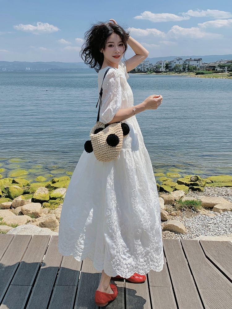 レース 服 夏風香る花刺繍レースワンピース