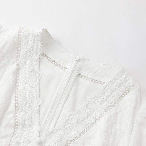 レース 服 リゾート風刺繍レースワンピース