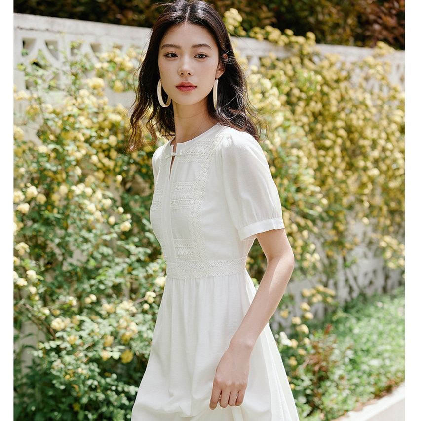 レース 服 胸元繊細レース 優美ミディワンピース