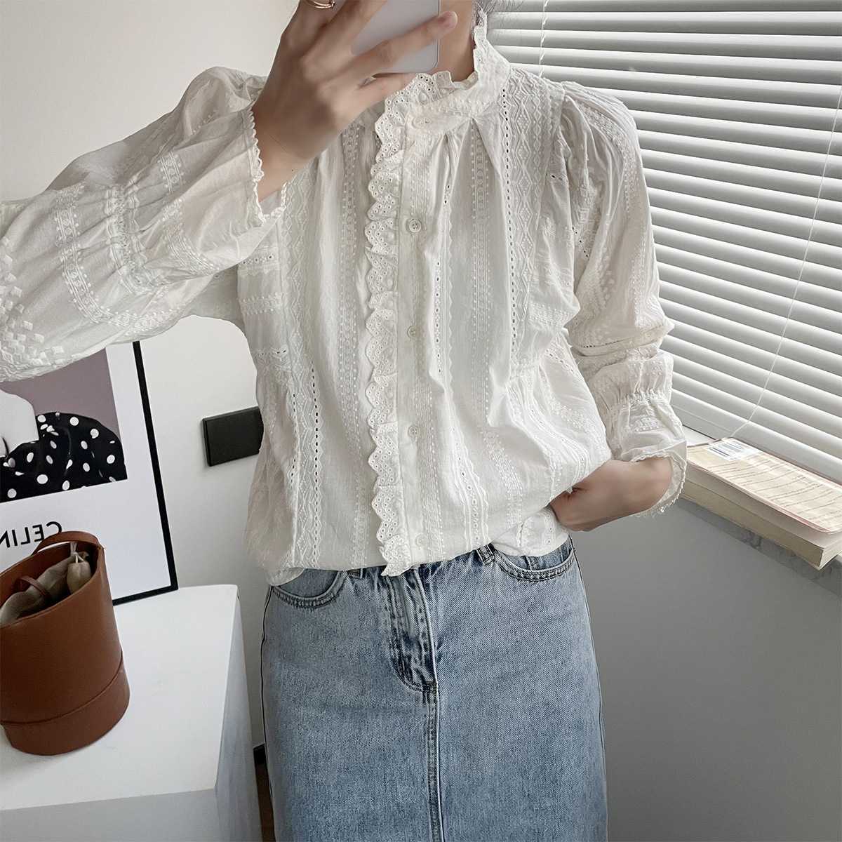 清楚な女性らしさを演出！大人が着たい白レース半袖ブラウス5選