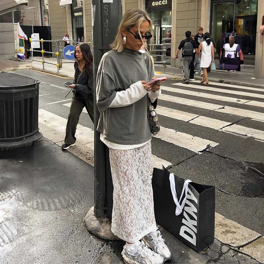 清楚な着こなしが叶う！白レースズボンで魅せる大人の洗練コーデおすすめ5選