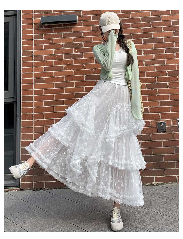 足元から魅力アップ！ショートブーツとレースでつくる大人のトレンドコーデおすすめ10選