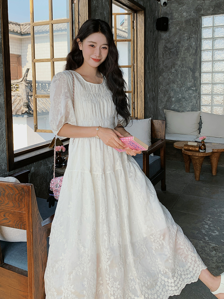 レース 服 夏風香る花刺繍レースワンピース