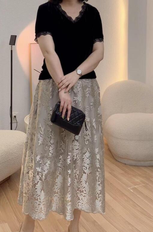 レース 服 花柄刺繍レースロングスカート