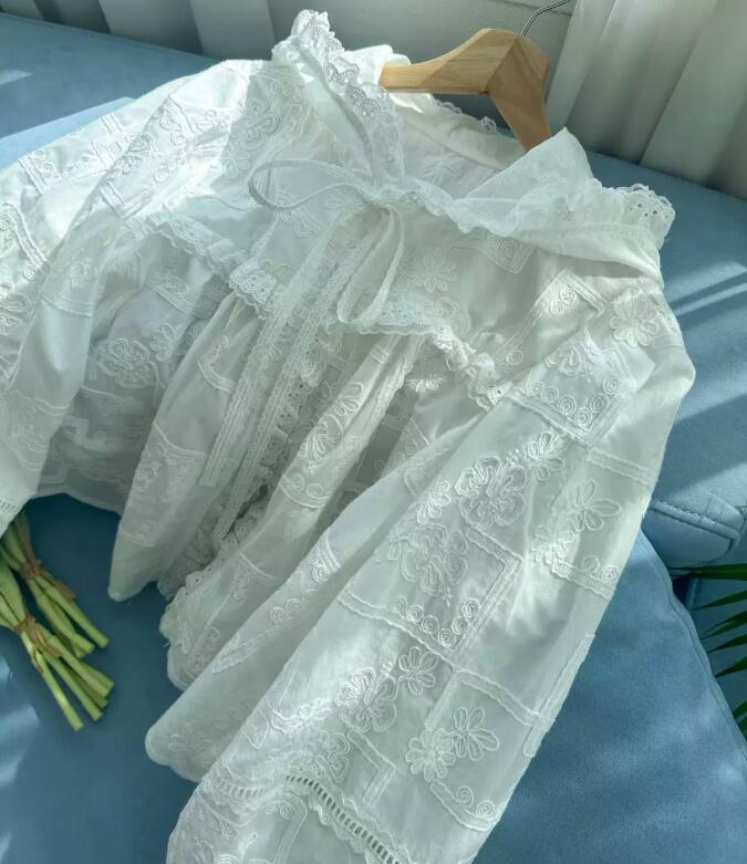 レース 服 秋冬レースフード付き長袖シャツ白色透け感トップス
