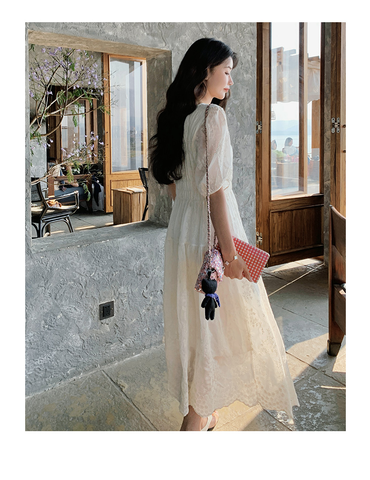 レース 服 夏風香る花刺繍レースワンピース