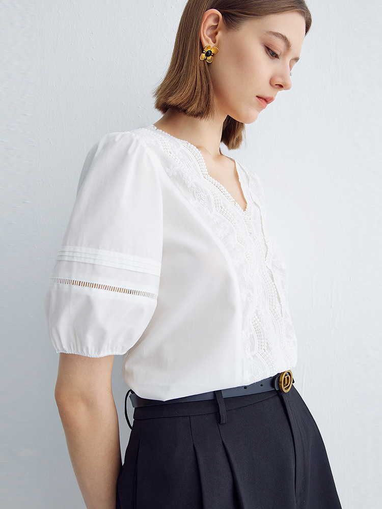 レース 服 花柄刺繍レース胸元ブラウス