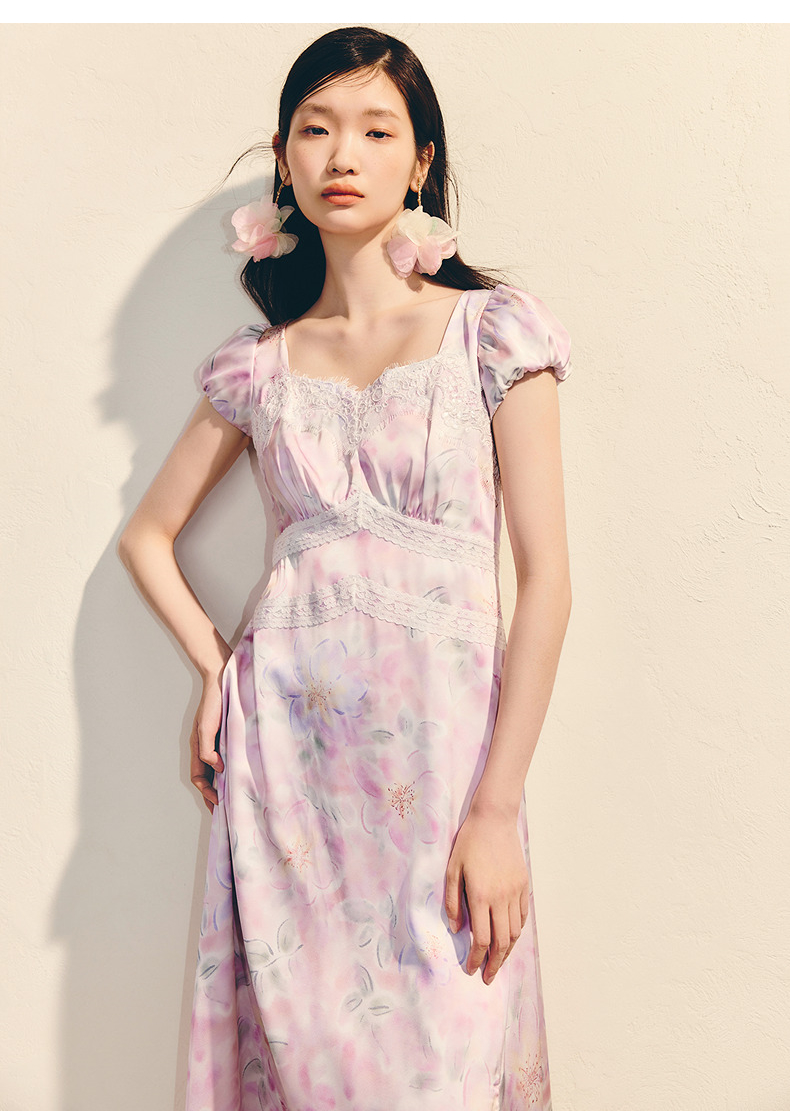 レース 服 花模様のレース装飾パフスリーブワンピース