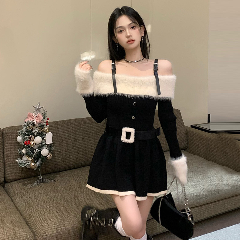 レース ワンピース ファー装飾オフショルダーレースワンピース