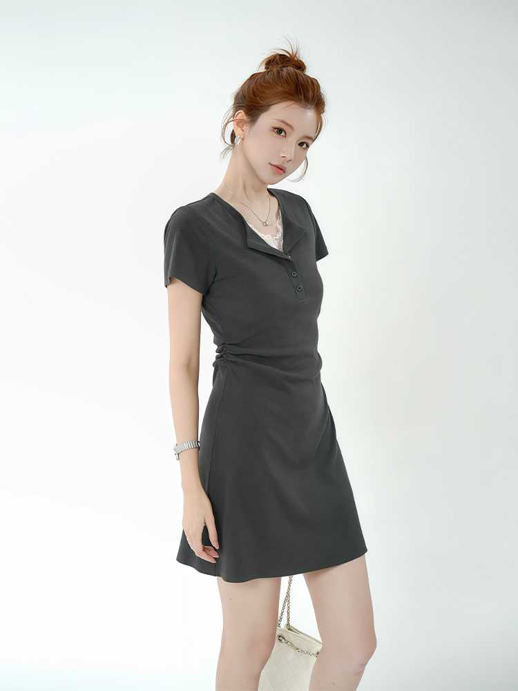 魅力的なスタイルを実現！ミニレースワンピース5選