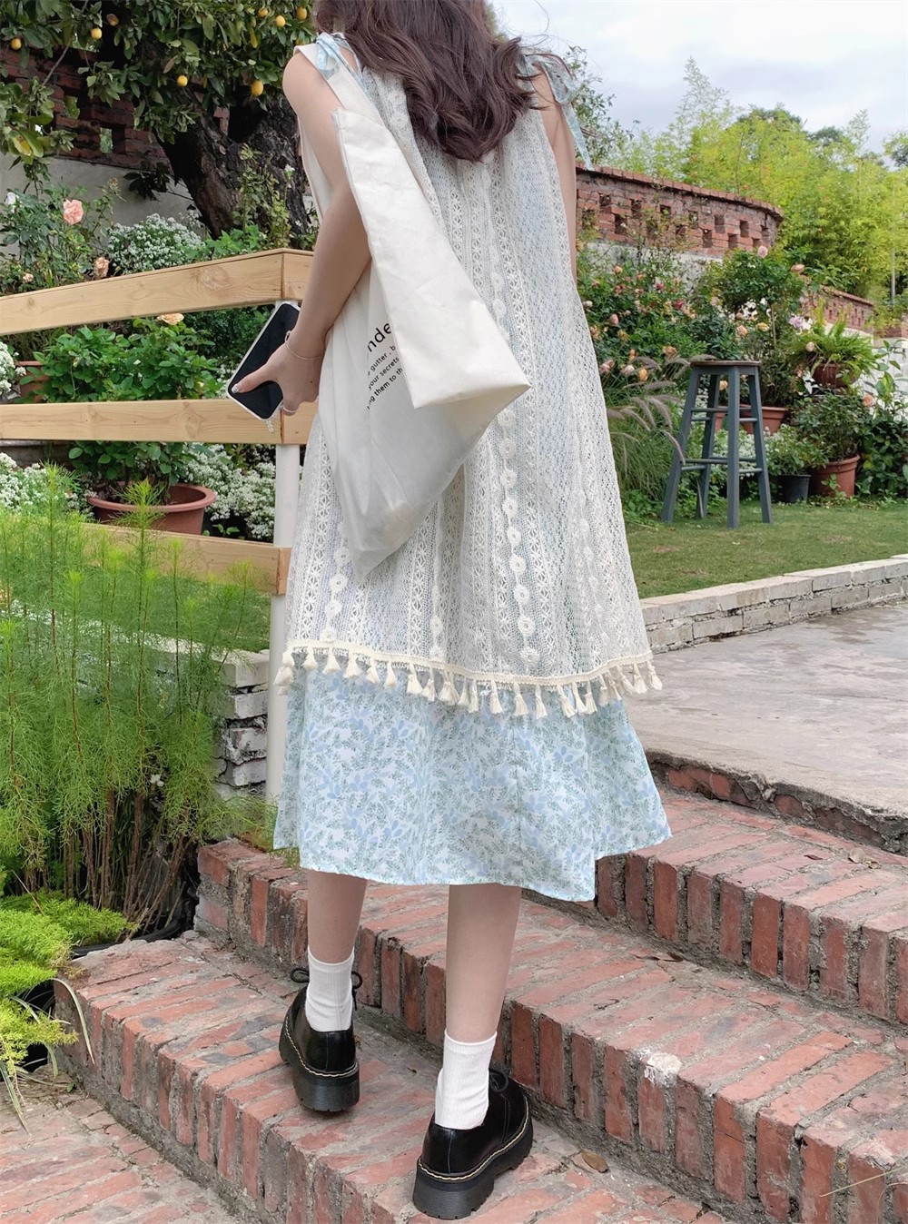 レース ワンピース 花柄フリンジ飾り レース重ね ゆったりワンピース