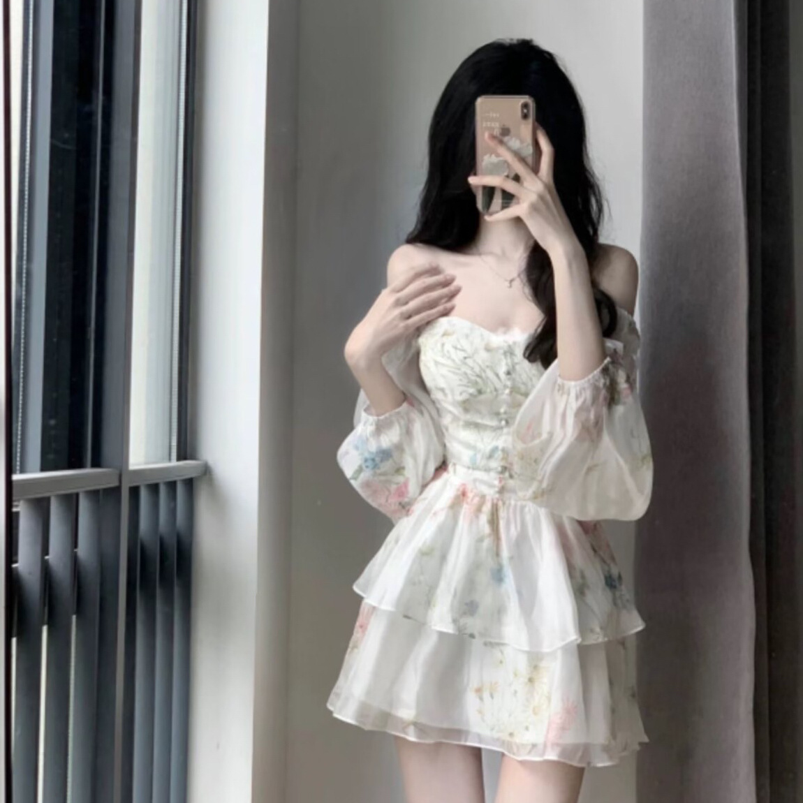 レース ワンピース 花柄シアー袖 ミニ丈レースワンピース